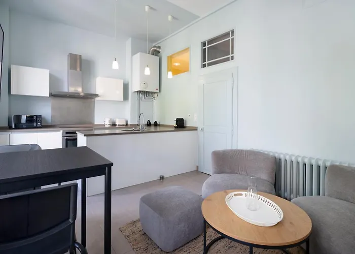 Le Raffine De Lyautey * Νανσύ